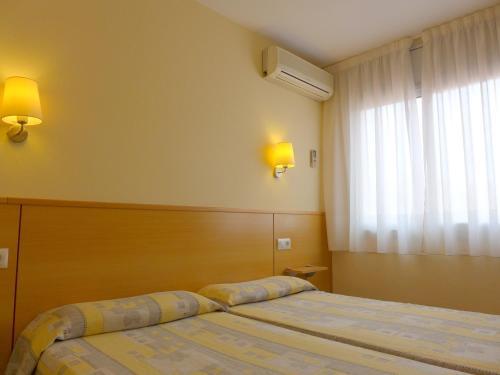 Rentalmar Atlantida Apartamentos Salou Exteriör bild